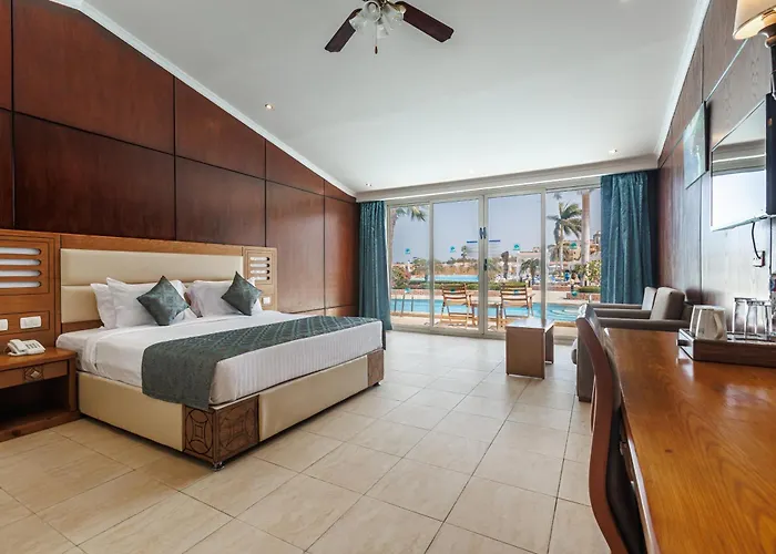 Resort Sunrise Alora Aqua Park 4*